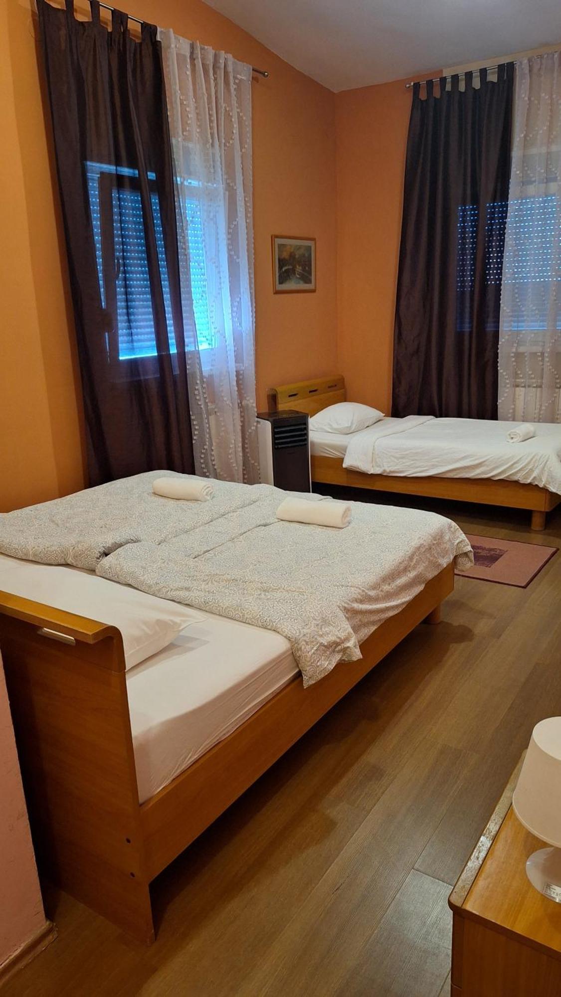 Guest House Sv. Nikola Dugo Selo Eksteriør bilde