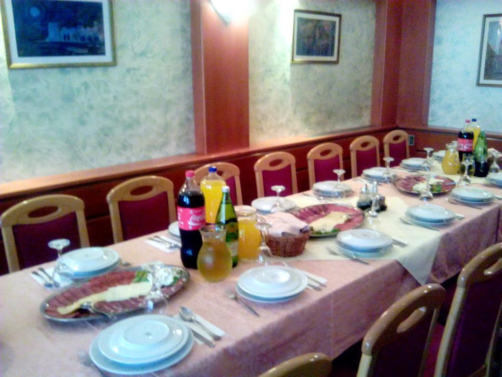 Guest House Sv. Nikola Dugo Selo Eksteriør bilde