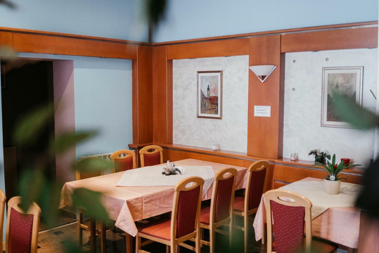 Guest House Sv. Nikola Dugo Selo Eksteriør bilde